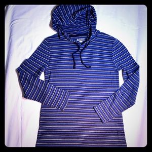 🔸 5/$35!  Boys Sunday brand hoodie, size Medium